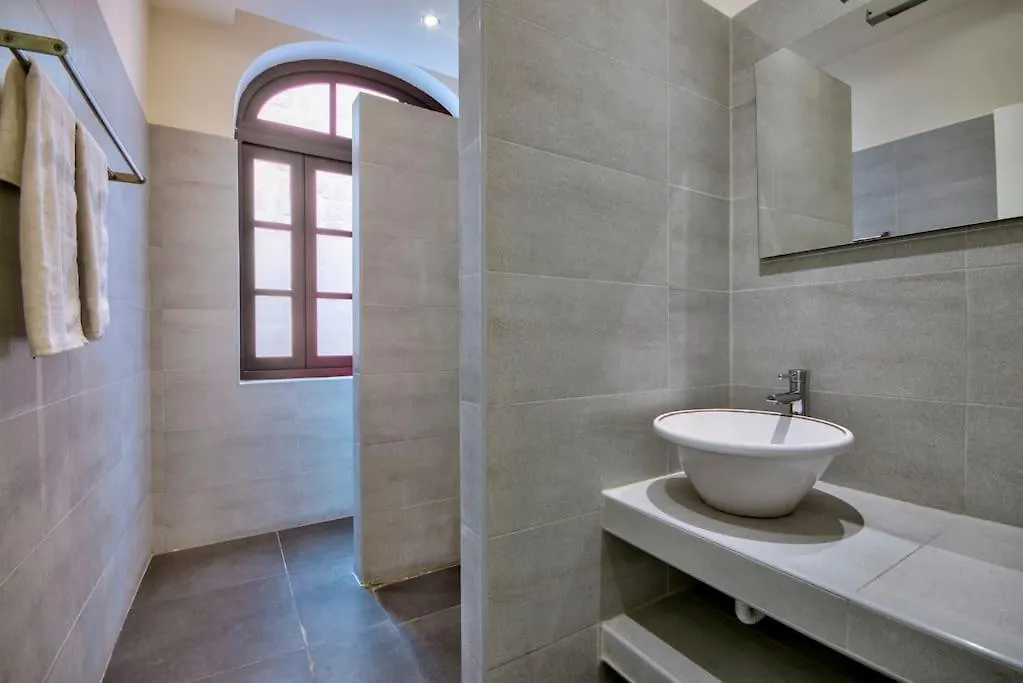 Vallettastay Lucky Star Apartment 103